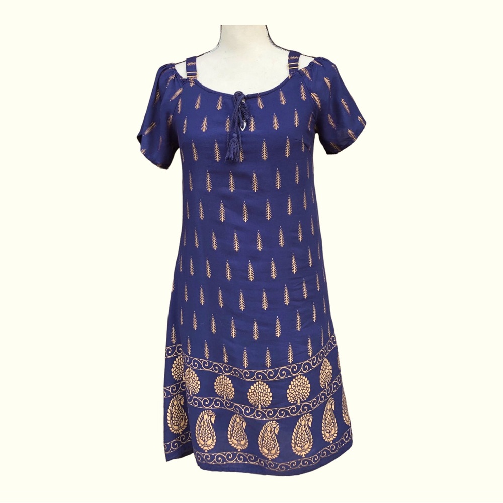 Lapogee Wimen World Over paisley cold shoulder dress size Small.